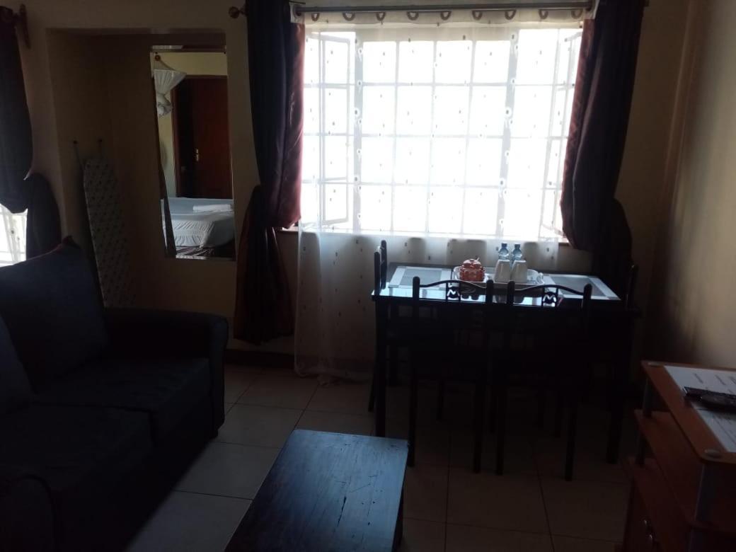 Kim Suites - Mvuli Studio Apartment Nairobi Luaran gambar